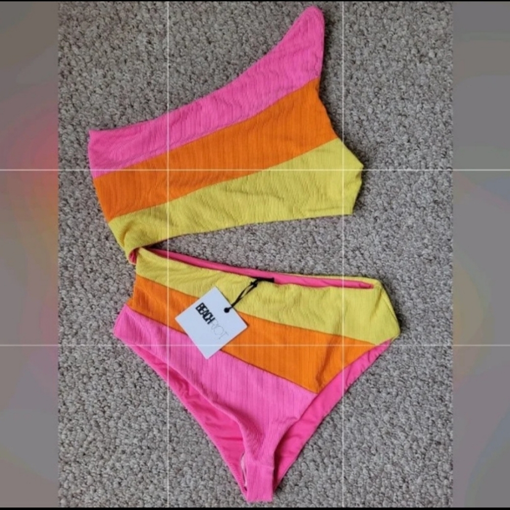 Free People Beach Riot One Piece Swimming Suit - Picture 3 of 4